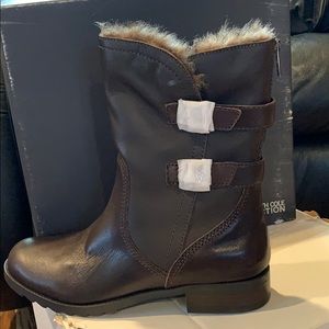 New Kenneth Cole Reaction Love Lockdown Boots 10